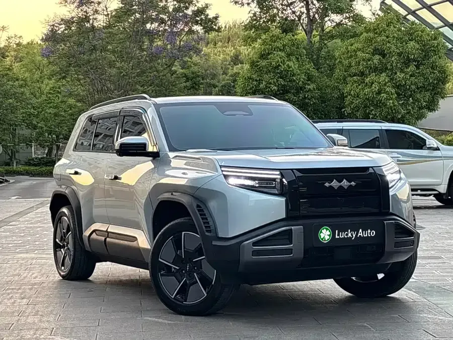 Fangchengbao T3 2025 4WD Ultra Silver Silver exterior