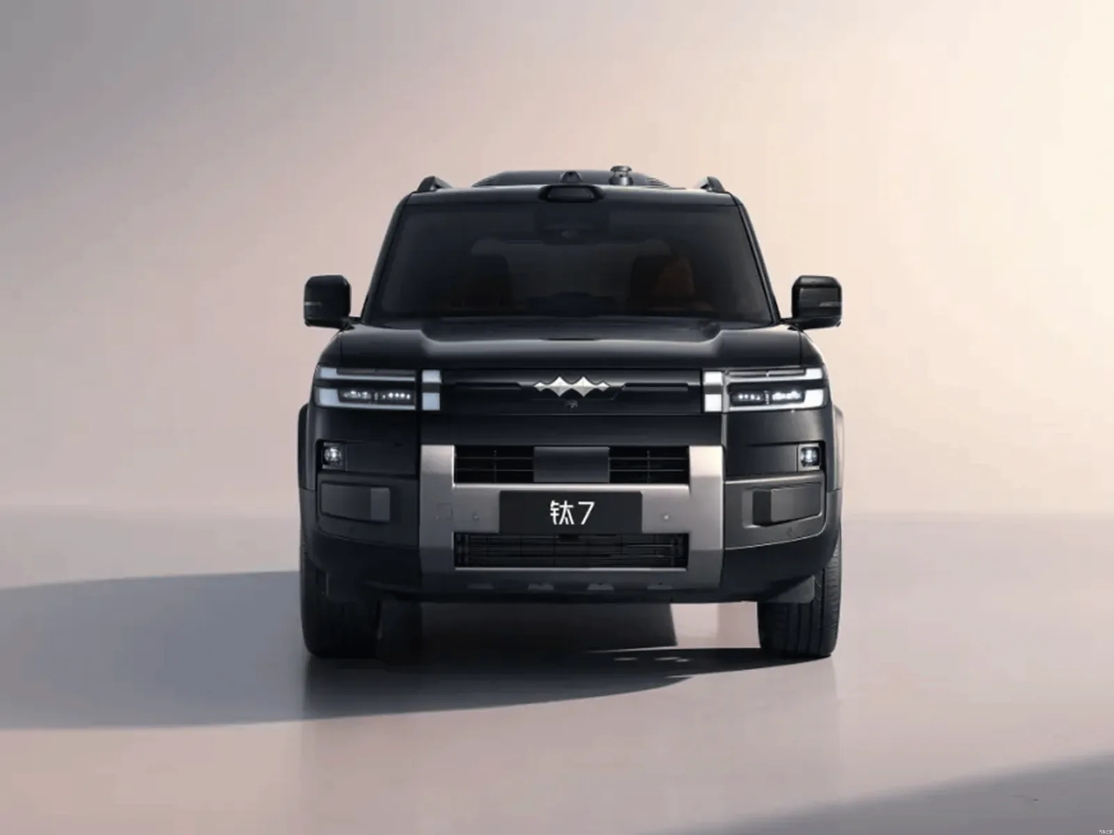 Fangchengbao Ti7 Black exterior